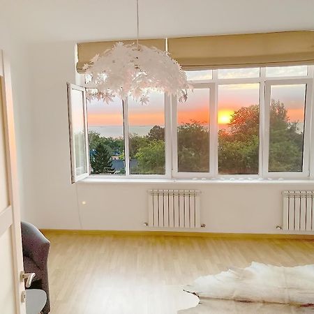 Sterna Sea View - Французський Бульвар Apartment Odesa Exterior photo